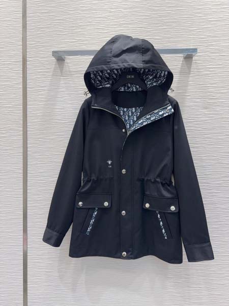 2025年11月18日入荷秋冬新作Dior ファッション/誕...