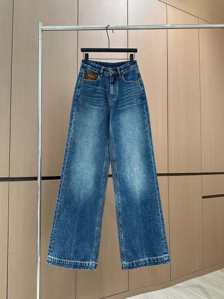 2025年11月18日入荷秋冬新作miumiuファッション/...