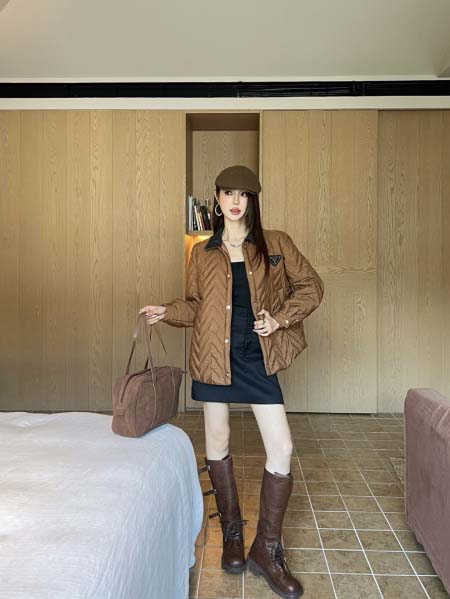 2025年11月18日入荷秋冬新作PRADA ジャケットファ...