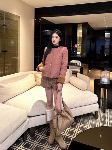 2025年11月20日入荷秋冬新作ルイヴィトンジャケット フ...