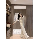 2025年11月20日入荷秋冬新作ルイヴィトンセット ファッション/誕生日プレゼント/贈り物 can工場