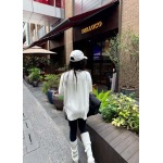 2025年11月20日入荷秋冬新作シャネル Tシャツ ファッション/誕生日プレゼント/贈り物 can工場