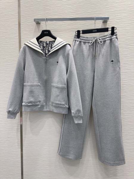 2025年11月21日入荷秋冬新作Diorセットファッション...