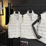 2025年11月22日入荷秋冬新作MONCLERダウンジャケットファッション/誕生日プレゼント/贈り物 can工場