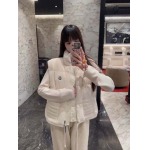 2025年11月22日入荷秋冬新作Monclerダウンジャケットファッション/誕生日プレゼント/贈り物 can工場