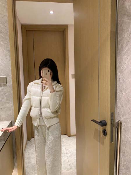 2025年11月22日入荷秋冬新作Monclerダウンジャケ...