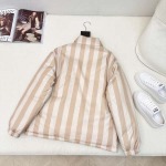 2025年11月22日入荷秋冬新作Fendiダウンジャケットファッション/誕生日プレゼント/贈り物 can工場