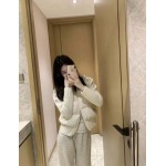 2025年11月22日入荷秋冬新作MONCLERダウンジャケットファッション/誕生日プレゼント/贈り物 can工場