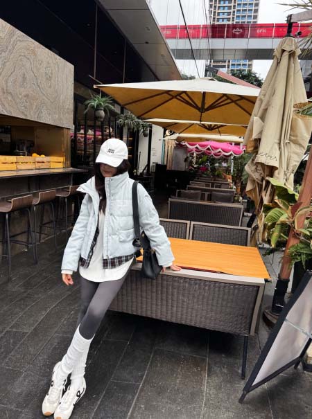 2025年11月23日入荷秋冬新作 miumiuダウンジャケ...