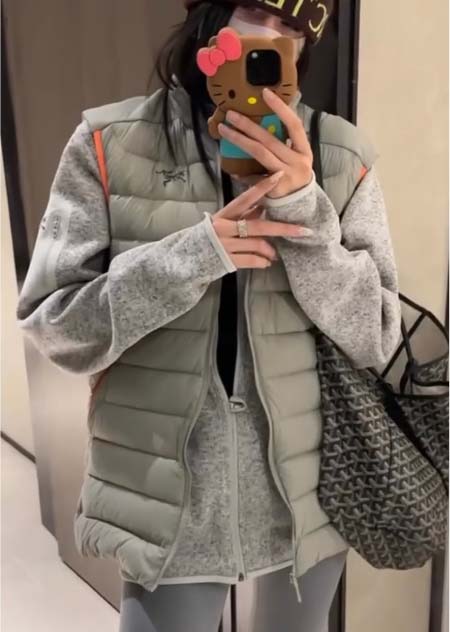 2025年11月23日入荷秋冬新作ARCTERYXダウンジャ...