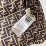 2025年11月23日入荷秋冬新作Fendiダウンジャケットファッション/誕生日プレゼント/贈り物 can工場