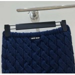 2025年11月23日入荷秋冬新作 miumiuファッション/誕生日プレゼント/贈り物 can工場