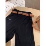 2025年11月24日入荷秋冬新作miumiu ズボン  ファッション/誕生日プレゼント/贈り物 can工場