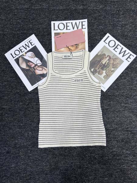 2025年11月24日入荷秋冬新作miumiuファッション/...