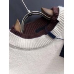 2025年11月24日入荷秋冬新作Pradaセーター高級なプレゼント/誕生日プレゼント/高品質/メンツ/記念品/ wenzhou工場