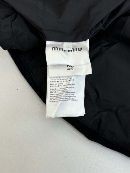 2025年12月3日秋冬新作Miumiuジャケット高品質人気商品/LDF工場