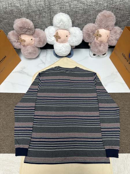 2025年12月4日秋冬新作Miu Miutシャツ高品質人気商品/LDF工場