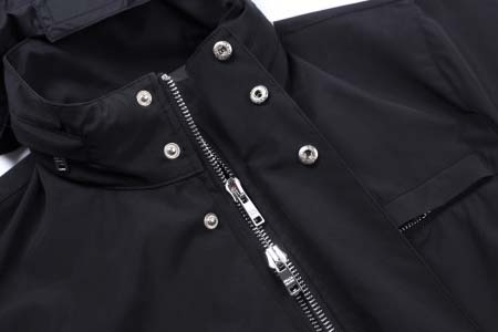 2025年12月4日秋冬新作Pradaジャケット高品質人気商品/LDF工場