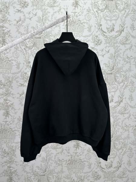 2025年12月5日秋冬新作Balenciagaスウェット高品質人気商品/LDF工場