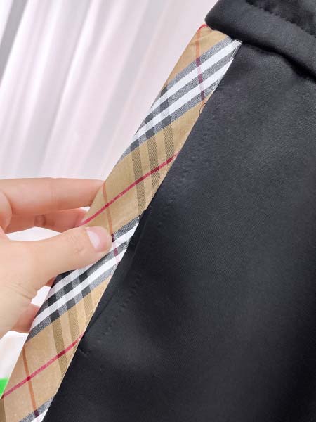 2025年12月5日入荷新作Burberry スーツ上下 ★高級品/誕生日プレゼント/OM工場