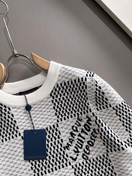 2025年12月5日入荷新作Louis Vuittonセーター ★高級品/誕生日プレゼント/OM工場