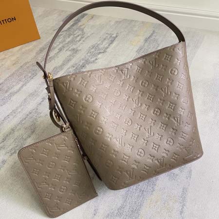 2025年12月10日入荷Louis Vuitton バッグ高品質新作/誕生日プレゼント/ZC工場