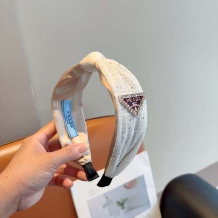 2025年12月10日入荷新品PRADAカチューシャギフト/誕生日/記念品/アクセサリーkaka工場