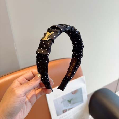 2025年12月10日入荷新品Louis Vuittonカチューシャギフト/誕生日/記念品/アクセサリーkaka工場