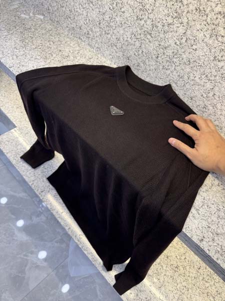 2025年12月14日入荷新作Pradaニット/セーター秋冬高品質/人気/限定版/Knt工場