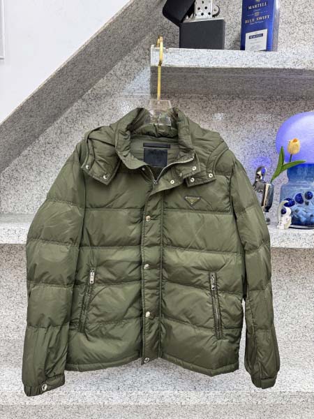 2025年12月14日入荷新作Pradaダウンジャケット秋冬高品質/人気/限定版/Knt工場