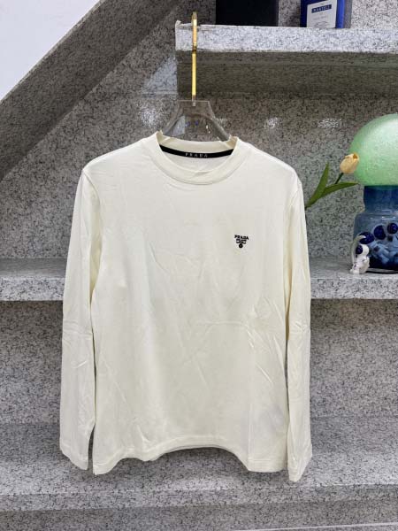 2025年12月14日入荷新作Prada長袖秋冬高品質/人気/限定版/Knt工場