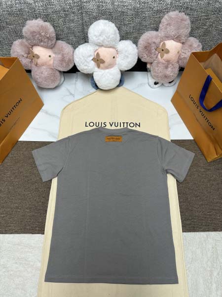 2025年11月17日秋冬新作Louis Vuitton半袖 tシャツ高品質人気商品/XQY工場