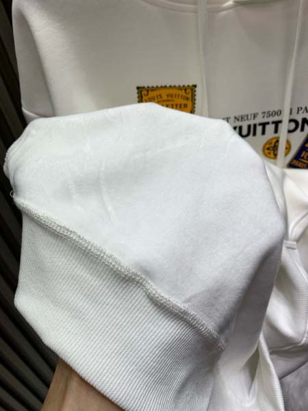 2025年11月18日秋冬新作Louis Vuittonスウェット高品質人気商品/XQY工場