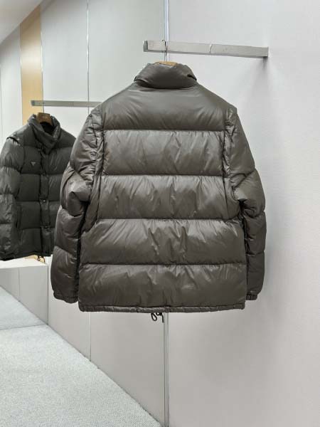 2025年11月19日秋冬新作PRADAダウンジャケット高品質人気商品/XQY工場