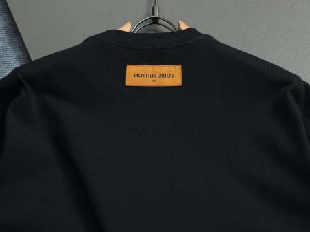 2025年12月23日秋冬新作Louis Vuitton半袖 tシャツ高品質人気商品/XQY工場
