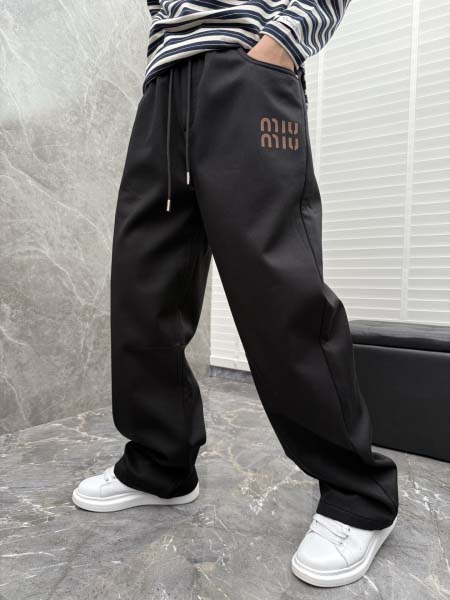 2025年12月30日新作miumiuスラックス秋冬高級品/DM工場