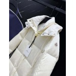 2025年12月3日秋冬新作Monclerダウンジャケット高品質人気商品/LDF工場