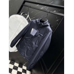 2025年12月3日秋冬新作Pradaダウンジャケット高品質人気商品/LDF工場