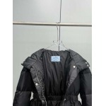 2025年12月3日秋冬新作Pradaダウンジャケット高品質人気商品/LDF工場