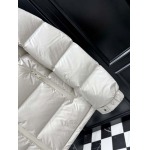 2025年12月3日秋冬新作Monclerダウンジャケット高品質人気商品/LDF工場