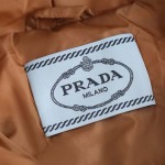 2025年12月4日秋冬新作Pradaダウンジャケット高品質人気商品/LDF工場