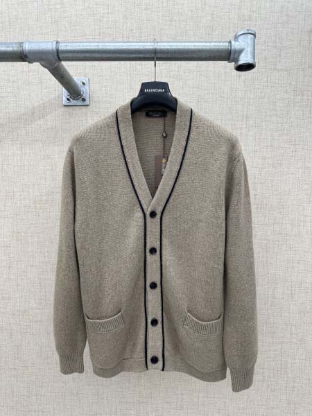 2025年12月5日秋冬新作HERMES ニットカーディガン...