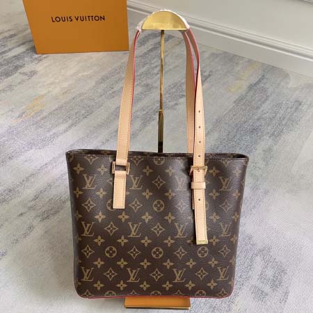 2025年12月10日入荷Louis Vuitton バッグ...