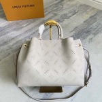2025年12月10日入荷Louis Vuitton バッグ高品質新作/誕生日プレゼント/ZC工場
