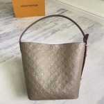 2025年12月10日入荷Louis Vuitton バッグ高品質新作/誕生日プレゼント/ZC工場