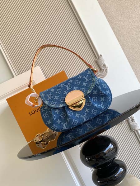 2025年12月10日入荷Louis Vuitton バッグ...