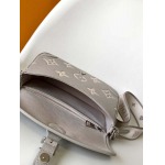 2025年12月10日入荷Louis Vuitton バッグ高品質新作/誕生日プレゼント/ZC工場