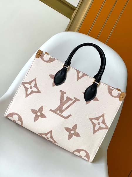 2025年12月10日入荷Louis Vuitton バッグ...