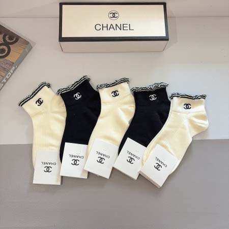 2025年12月10日入荷新品CHANEL靴下ギフト/誕生日...