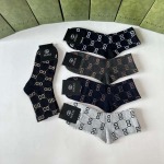 2025年12月10日入荷新品Gucci靴下ギフト/誕生日/記念品/アクセサリーkaka工場